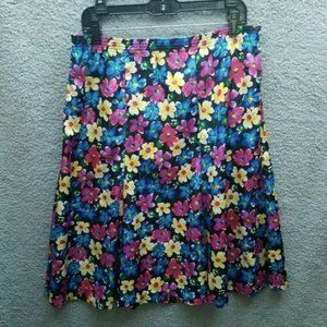 Koret Petites Women's M Floral Textured Skirt 100% Polyester 34.5" 26.75"